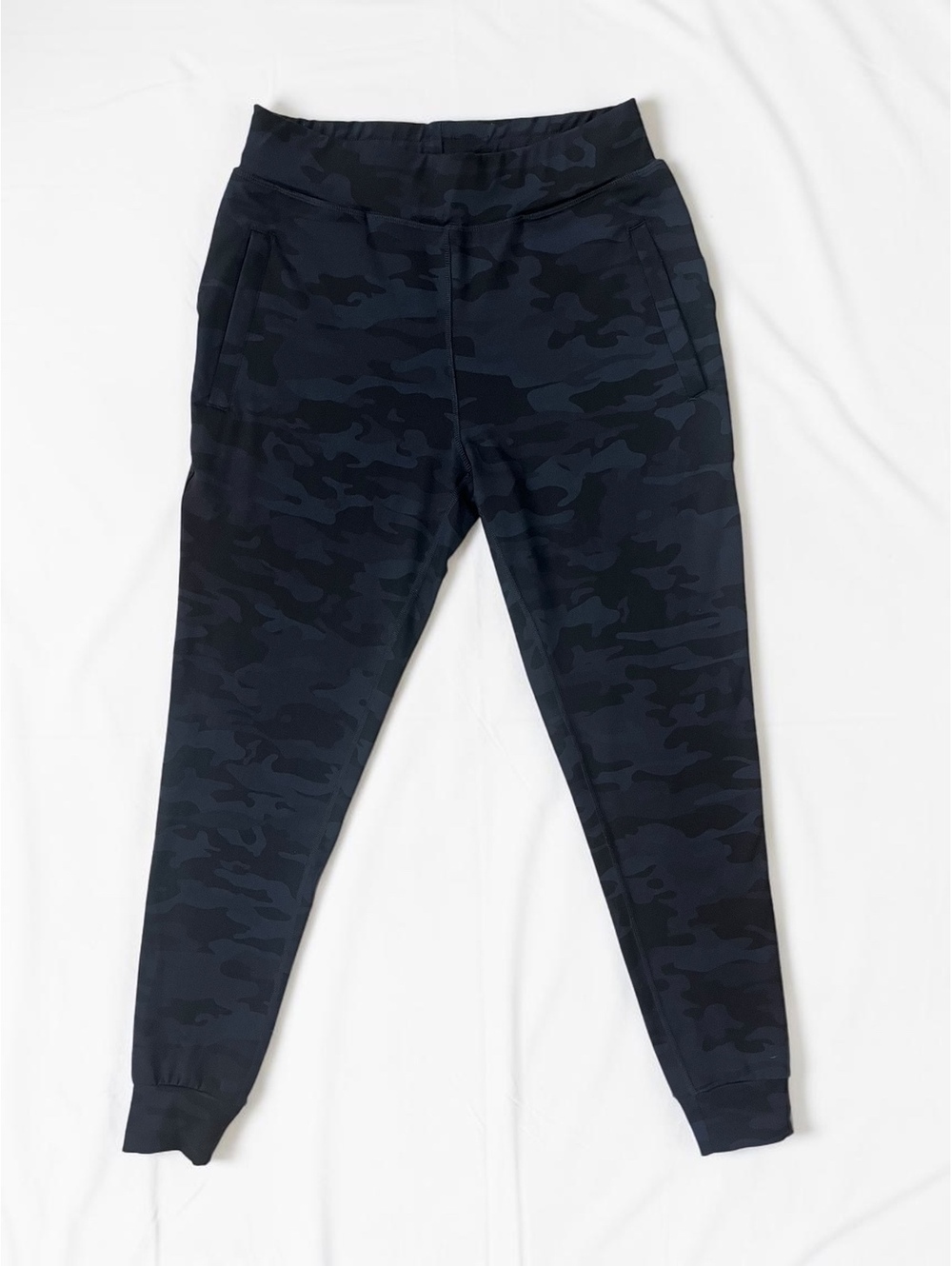 Alphalete Premium Black Camo Joggers Women’s Small Athletic Workout Pants